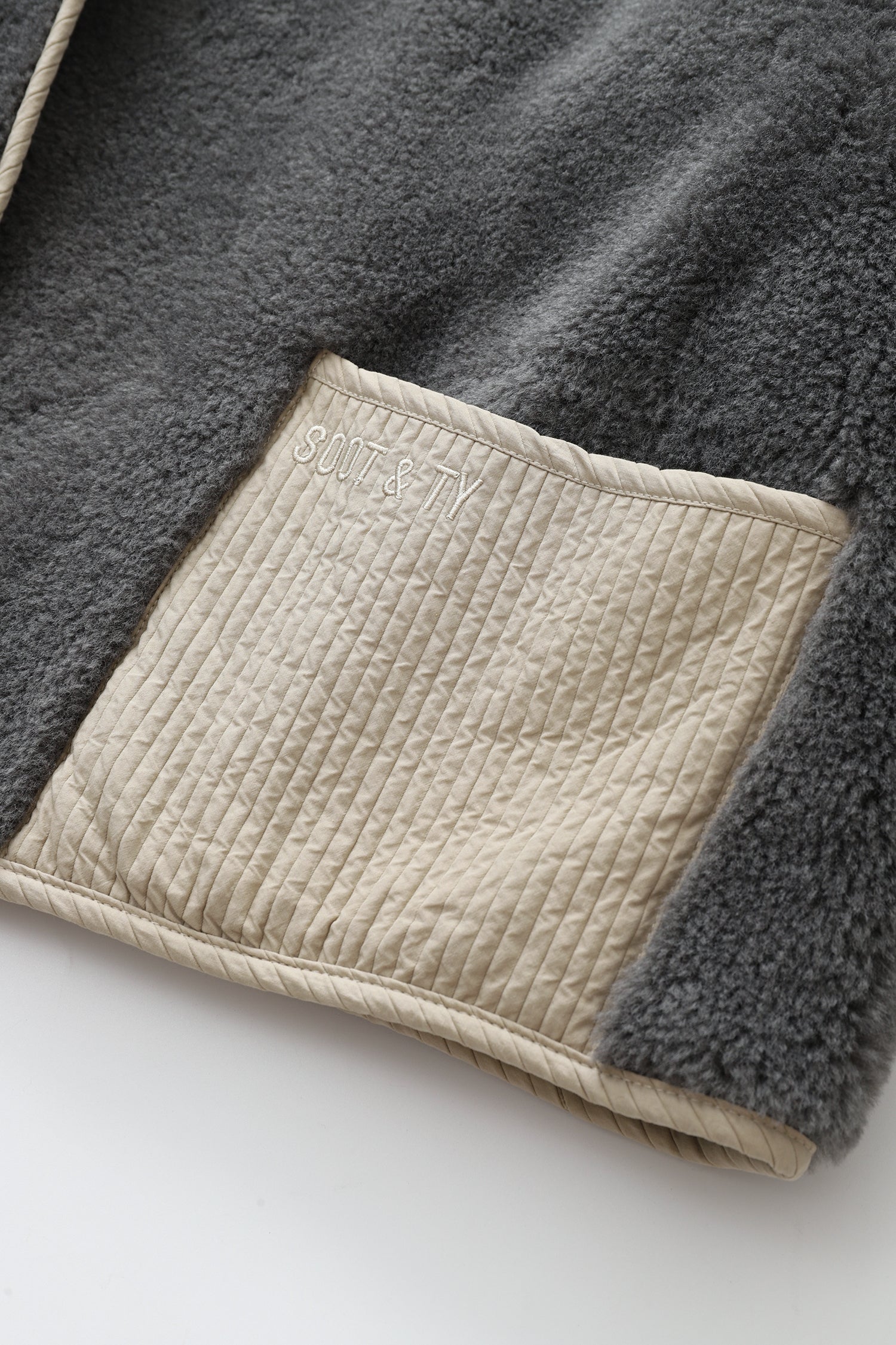 Soot and Ty Reversible Kimono Jacket Unisex Beige